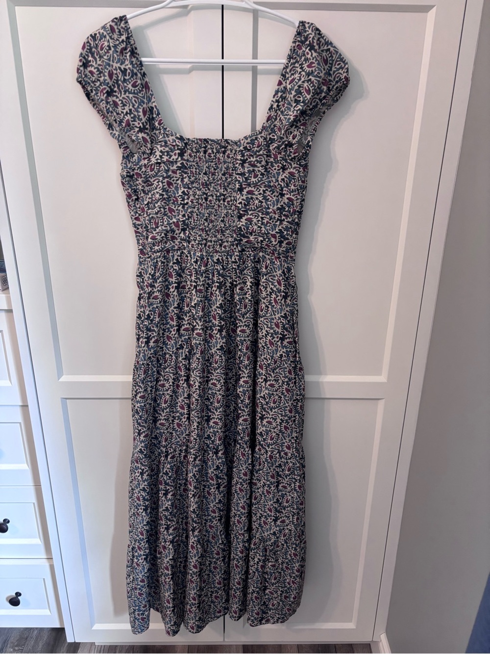 PAIGE Smocked Floral Midi Dress | Size 0 | Pockets | Cottagecore - Picture 6 of 8